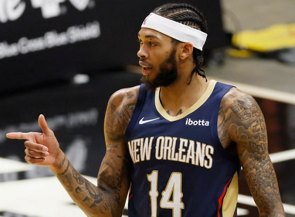  鹈鹕锡安复出 28分钟轰下35+8惊艳全场  